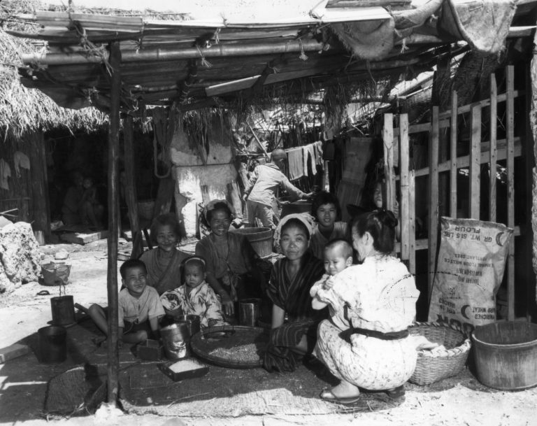 戦世からのあゆみ – 戦争体験者戦中・戦後の証言映像