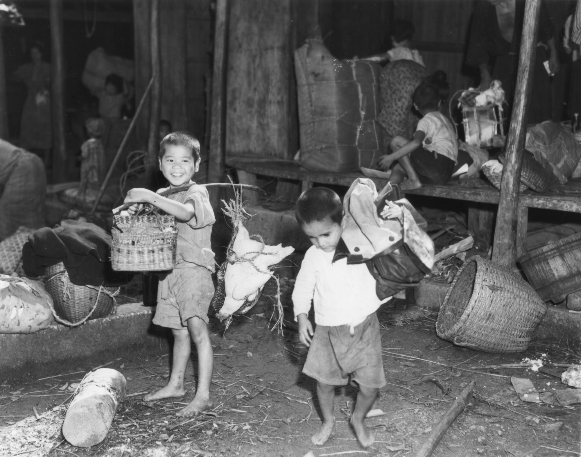 戦世からのあゆみ – 戦争体験者戦中・戦後の証言映像